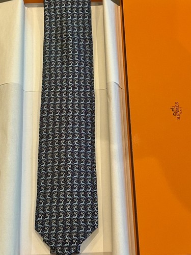 Hermes new unused neck - new,