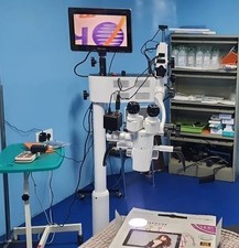 Surgical Operating Microscope