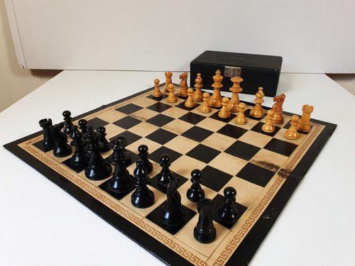 Vintage 1930 chess set - vintage,
