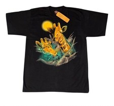 Rock Eagle Giraffe Black Short