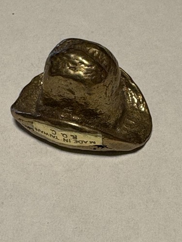 Gold hat thimble - hat,