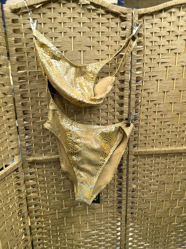 Metallic gold snakeskin - metallic,