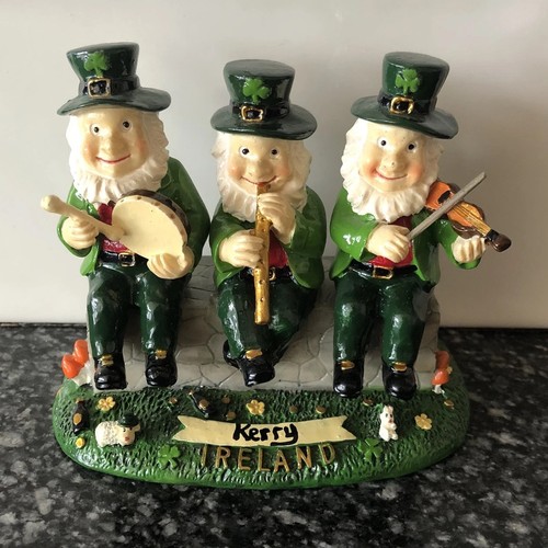 Vintage irish leprechauns - vintage,