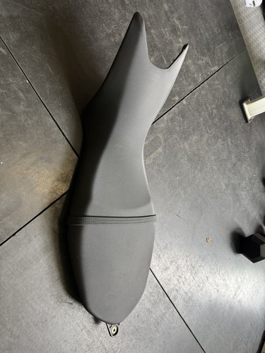 Low seat ducati - seat, hypermotard