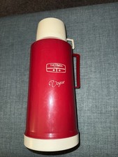 Vintage Retro Thermos Vogue
