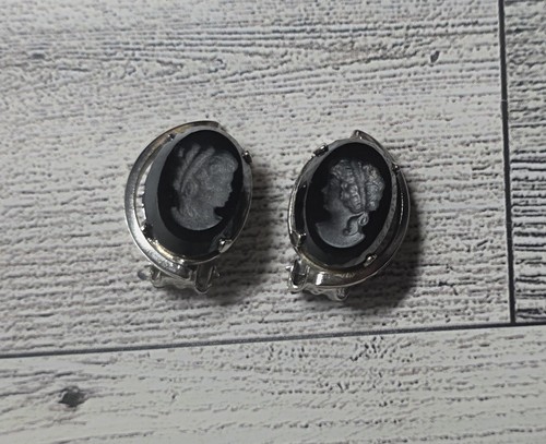 Vintage black glass - vintage, cameo