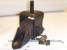 Mitsubishi Delica L400 94-96 2.8 4M40 diff engine mount gearbox mount  