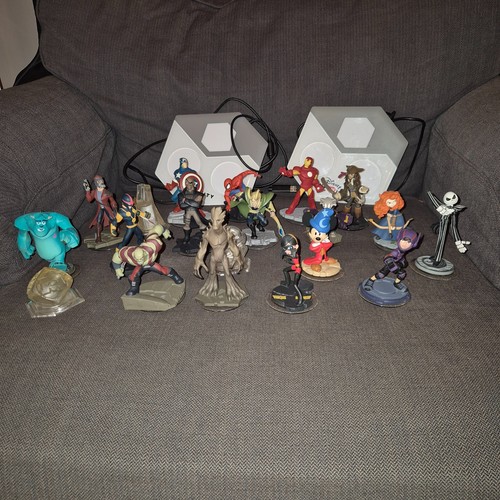 Disney infinity bundle - bundle, 17