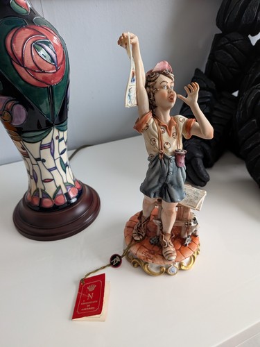 Capodimonte figure boy - figure,