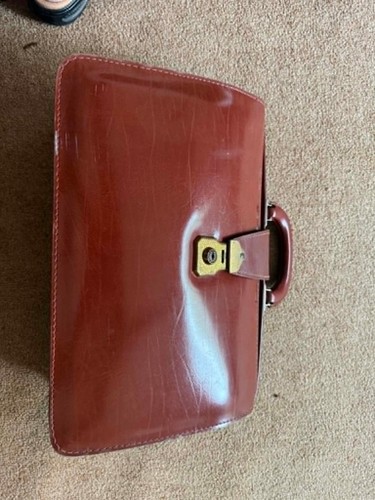 Brown leather gladstone bag - gladstone,