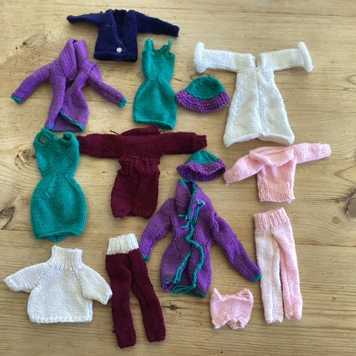 Barbie sindy doll hand knitted - hand,