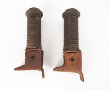 2 Old Footpegs Pedal Classic