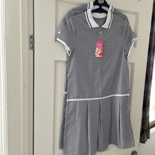 BNWT PACK OF 2 GIRLS SCHOOL