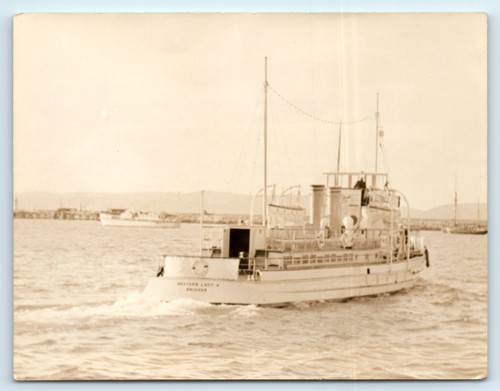 Western lady brixham - v,