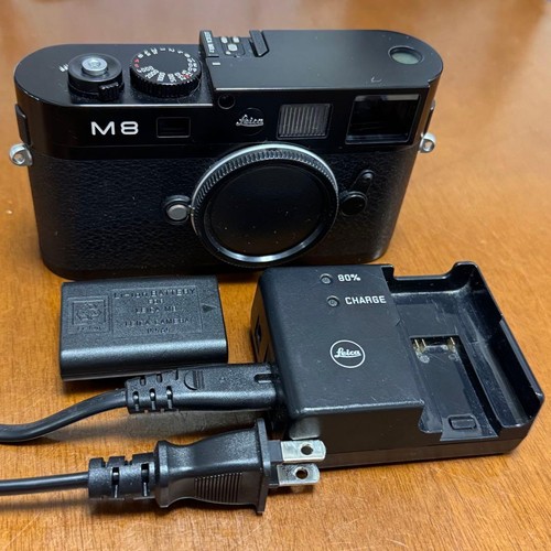 Leica digital camera - leica,