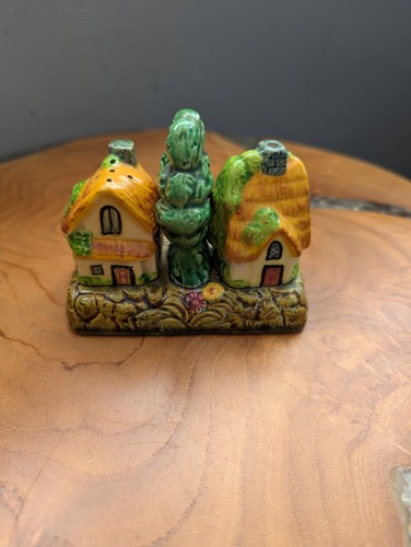Vintage cottage miniature - vintage,