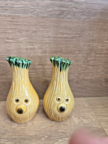 Vintage onion ceramic - vintage,