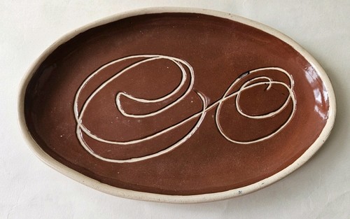 Slipware stoneware oval - ,