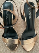 Boohoo Strappy Block Heel Sandals Size 6 Rose Gold