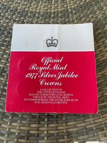 Rare 1977 crown coin - rare,
