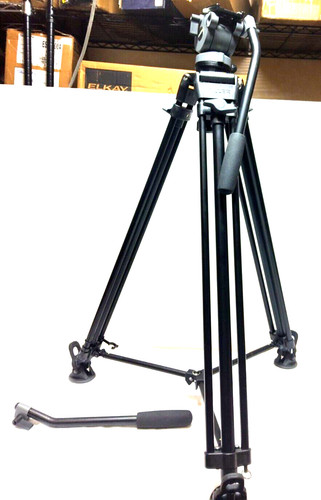 New miller fluid head - dv,