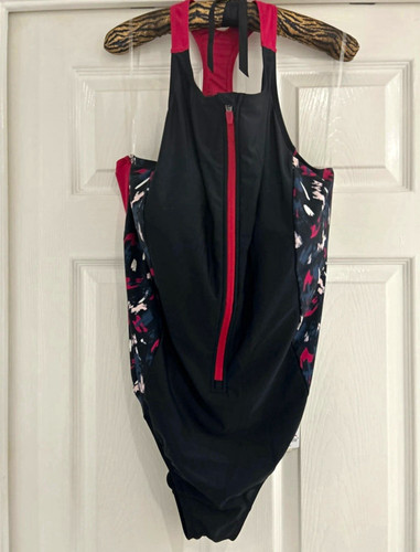 Black abstract zip front - black,