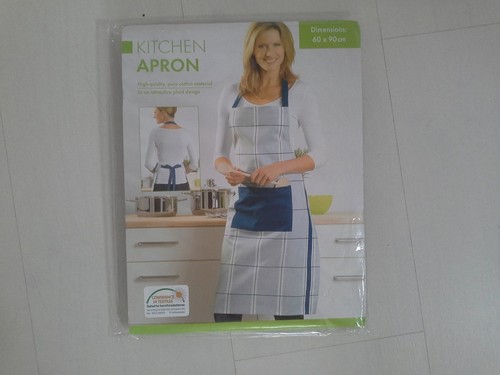 Kitchen apron confidence - kitchen,