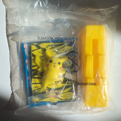 Burger king pokémon pikachu - burger,