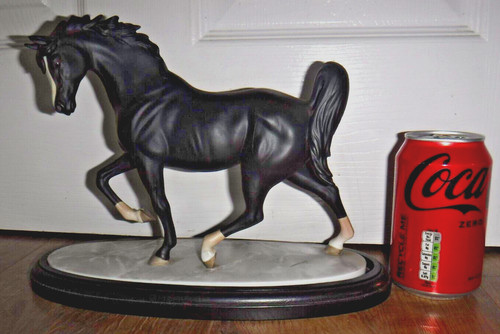 Brooks and bentley black - brooks,