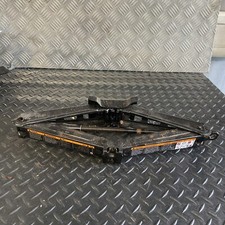 2011 VAUXHALL ASTRA J CAR LIFTING JACK 13501786