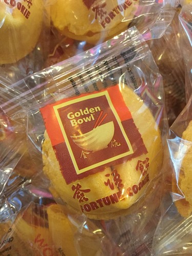 Golden bowl fortune cookies - golden,