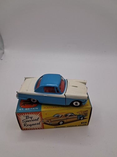Corgi toys triumph herald - corgi,