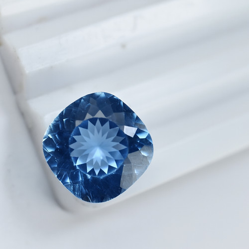 Natural blue sapphire - 11, ct