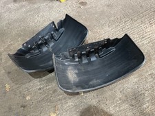 Pair of rear fenders / arches