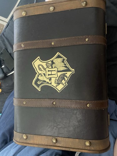Harry potter hogwarts crest - hogwarts,