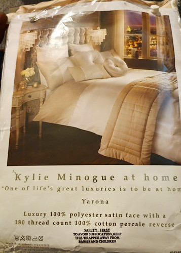 Kylie minogue home yarona - kylie,