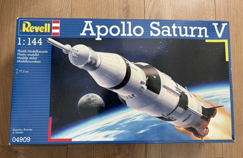 Revell model kit - kit,