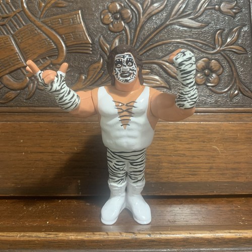 Wwf hasbro custom zodiac - hasbro,