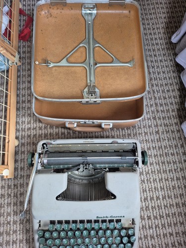 Vintage smith corona - vintage, smith-corona