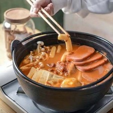 28cm Thick Cast Iron Cooking Pot for Large Family Meals and Gatherings