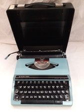 Silver Reed SR 180 De Luxe  Good Condition Fully Working.