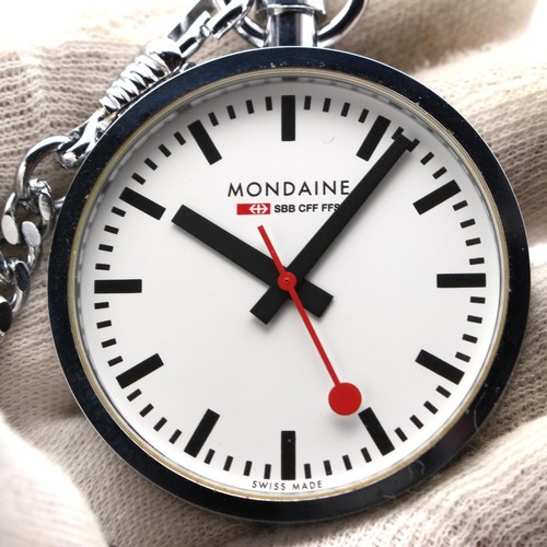 Mondaine swiss railways - mondaine,