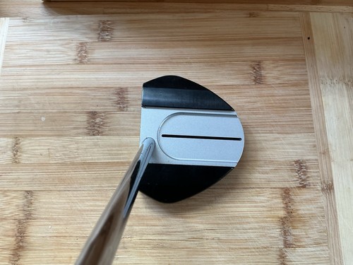 Centre shafted putter never - shafted,