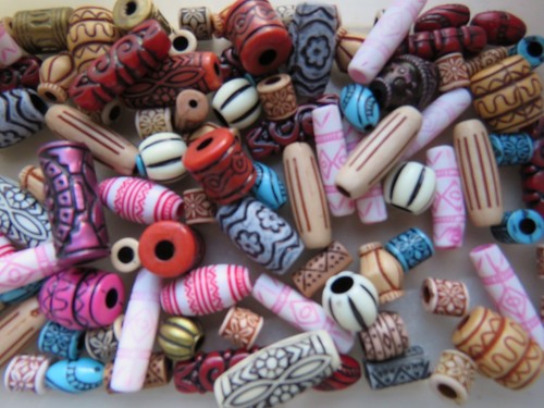 100 african bead mix acrylic - 100,