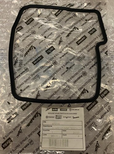 Gasket right cylinder - gasket,