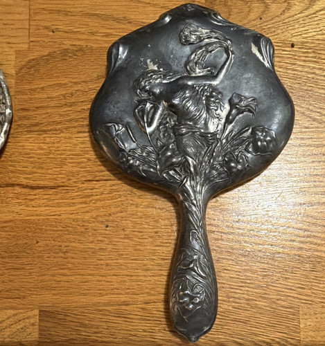 Antique art nouveau - , repousse