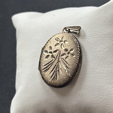 Antique Sterling Silver Sweetheart Locket Necklace with 22ct Gold Plate