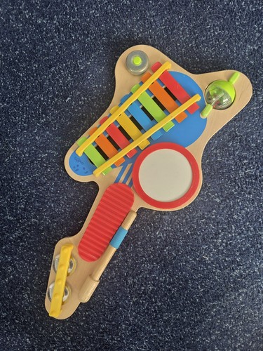 Musical wooden in shape - in,