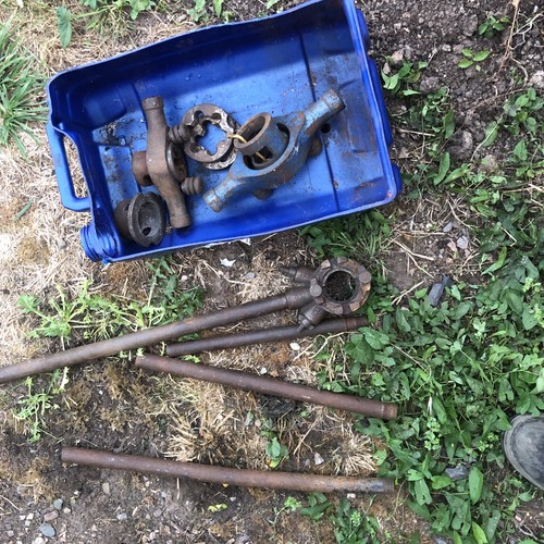 Reed pipe threaders thread - pipe,