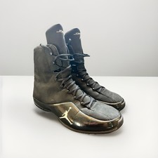 Jordan’s Boxing Shoes. Roy